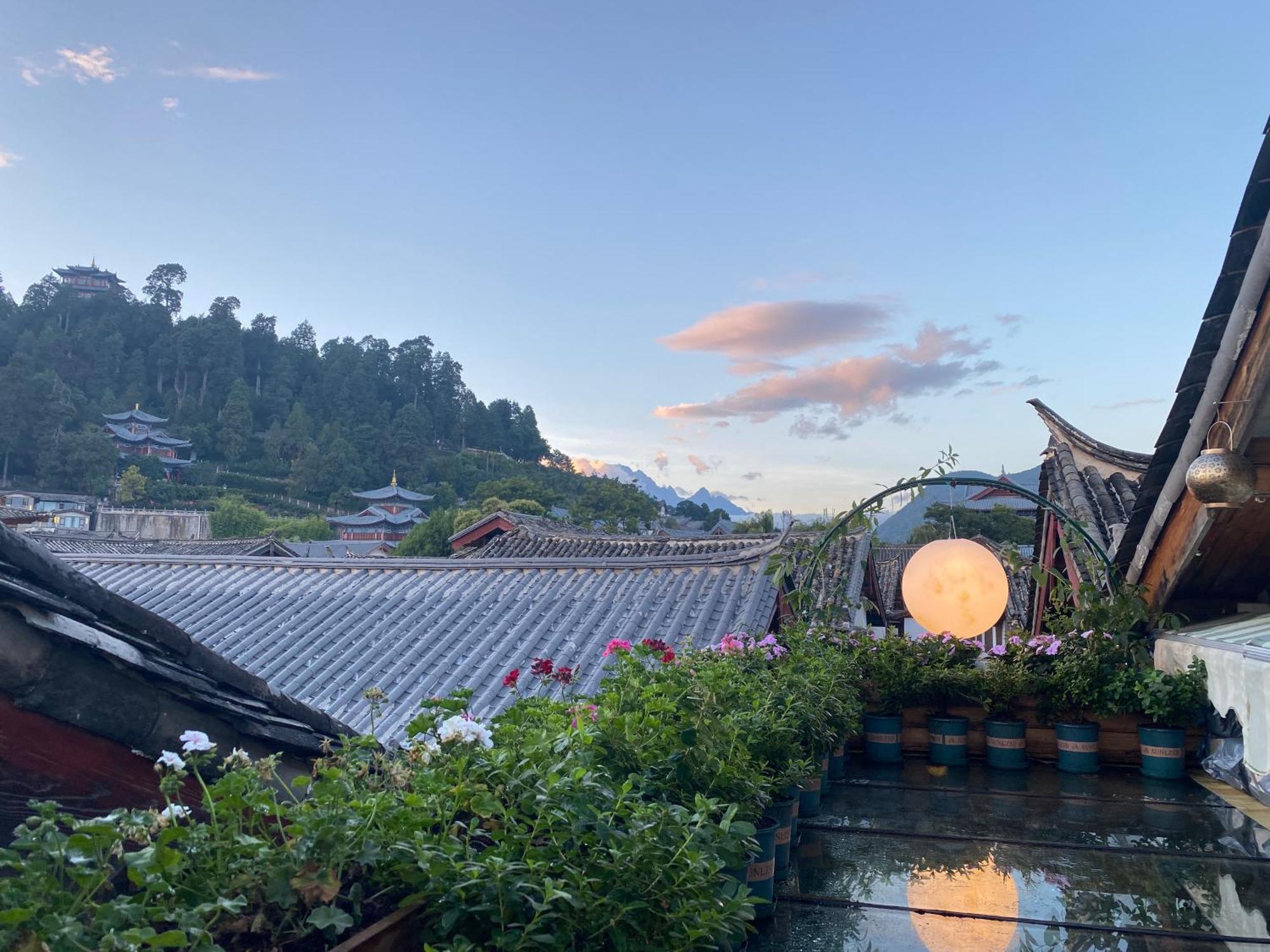 Lijiang Old Town Meiliju View Inn Exterior foto