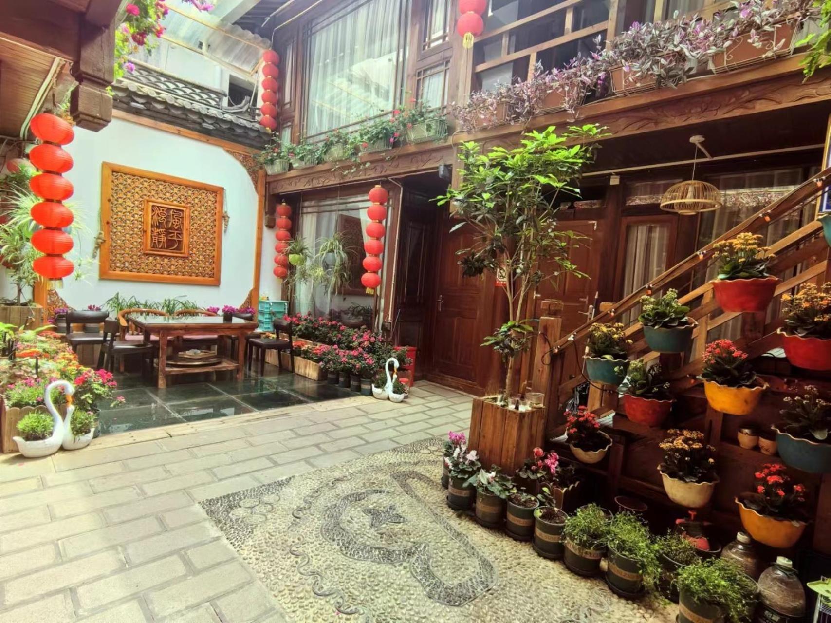 Lijiang Old Town Meiliju View Inn Exterior foto